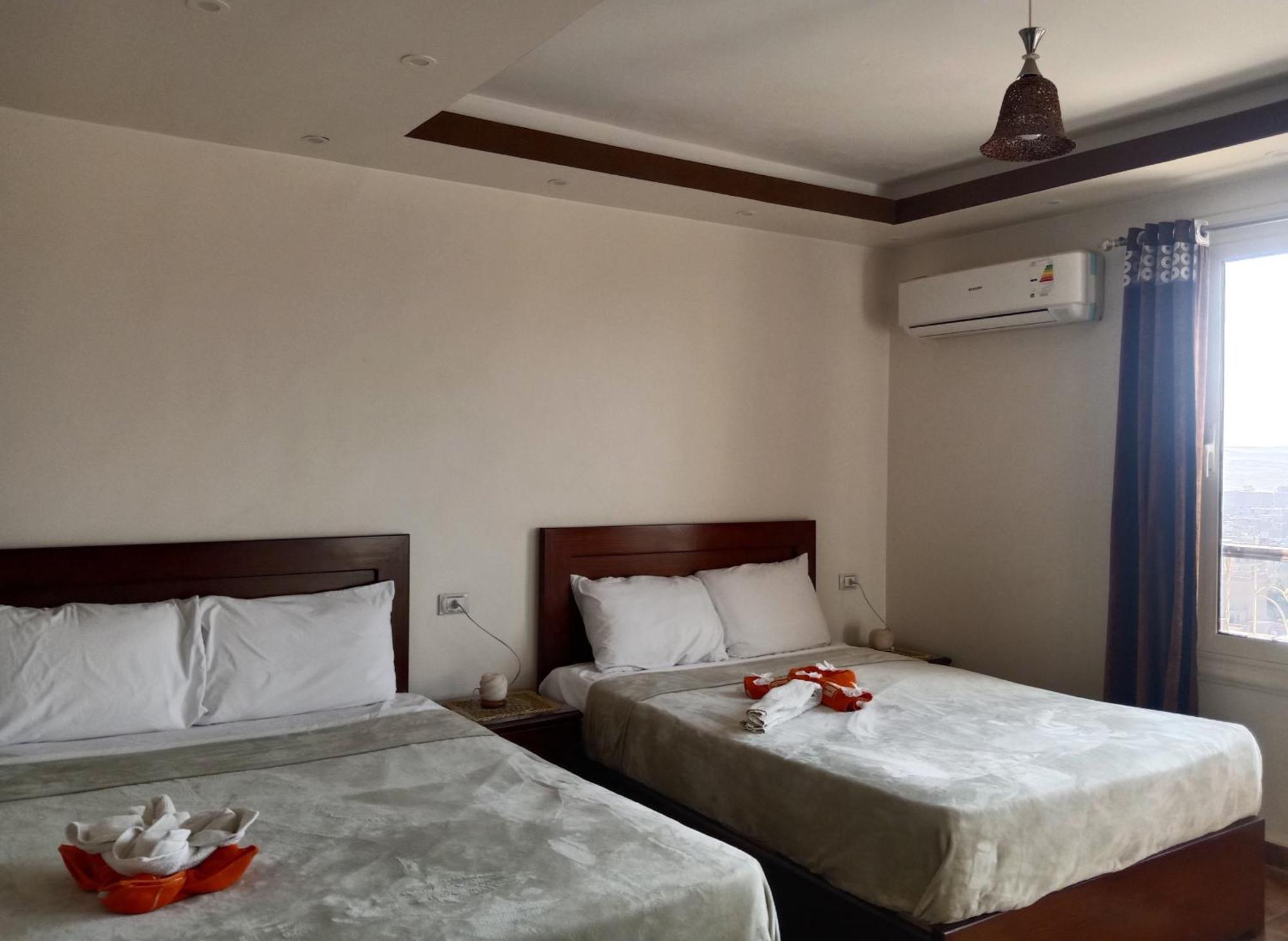 Isis Guest House Nazlet el-Sîsi Esterno foto